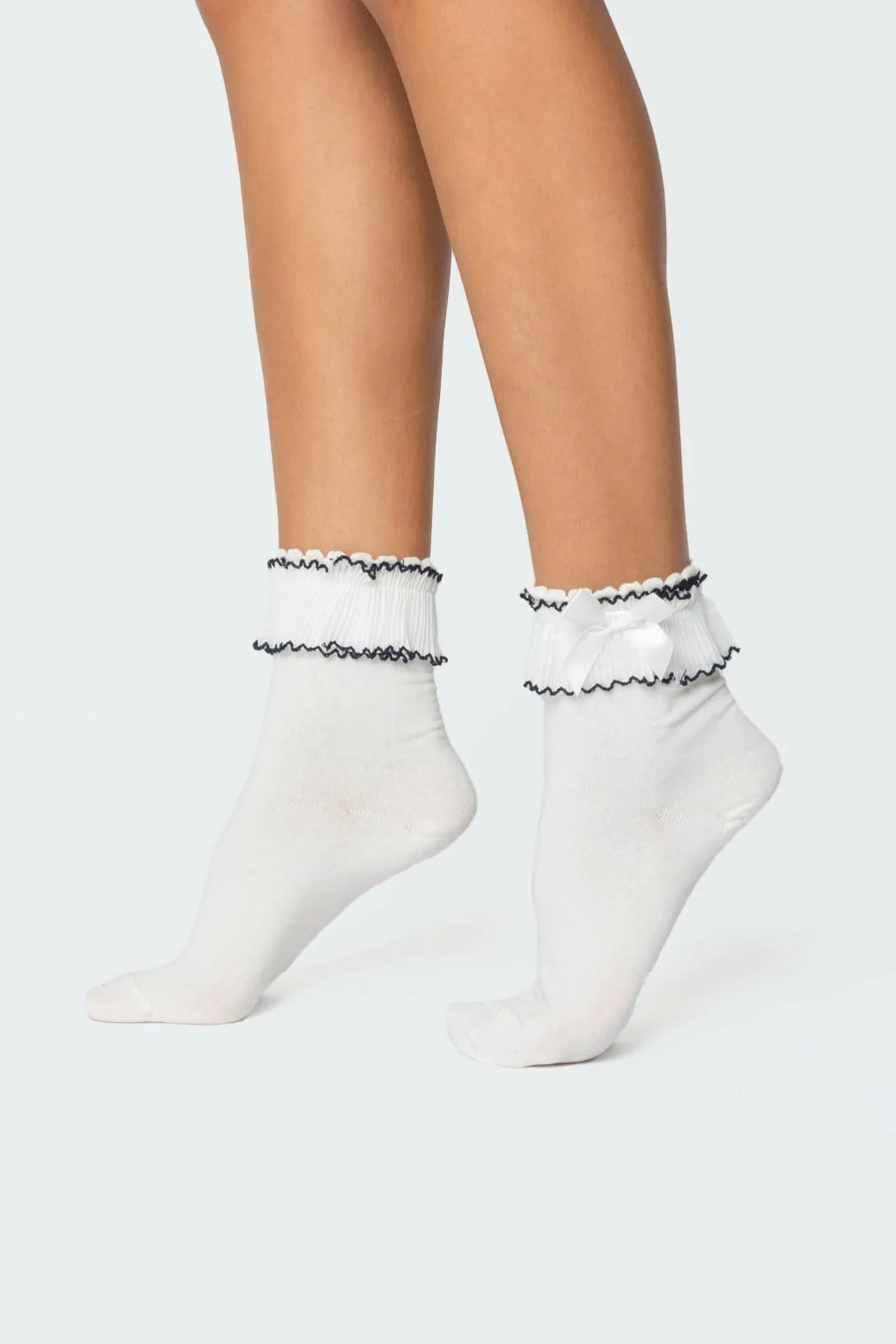 White Ruffle Bow Detail Socks - Cotton & Spandex Blend