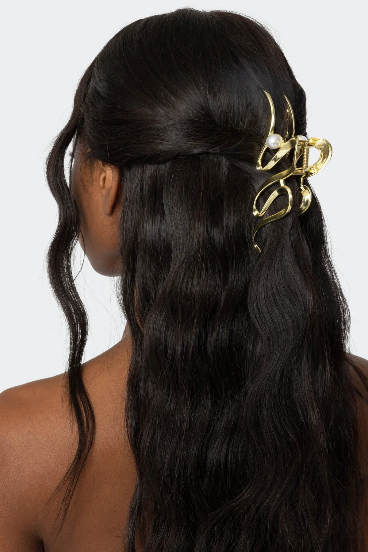 Abstract Pearl Hairclip Gold Tone Design