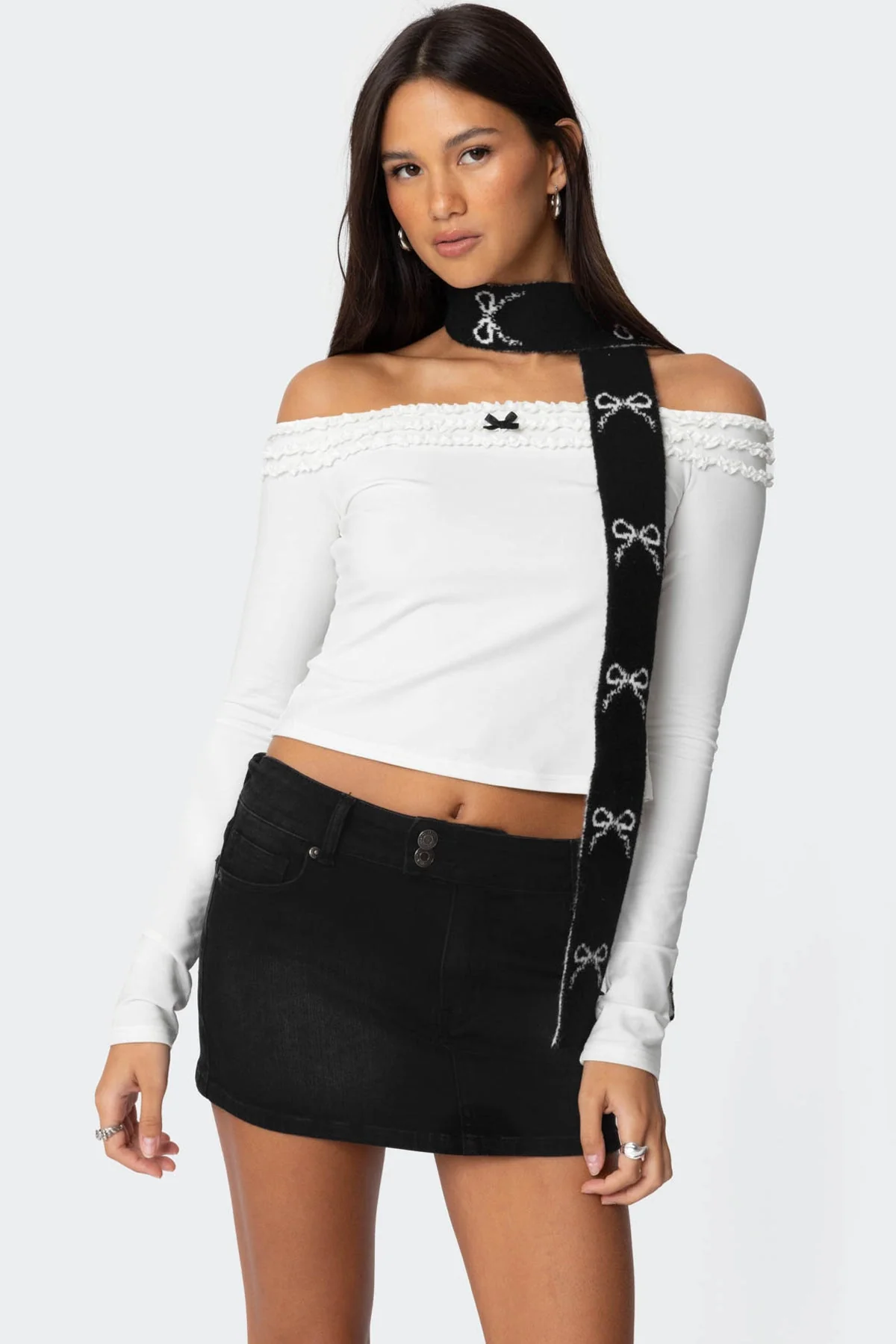 Black and White Knit Bow Scarf