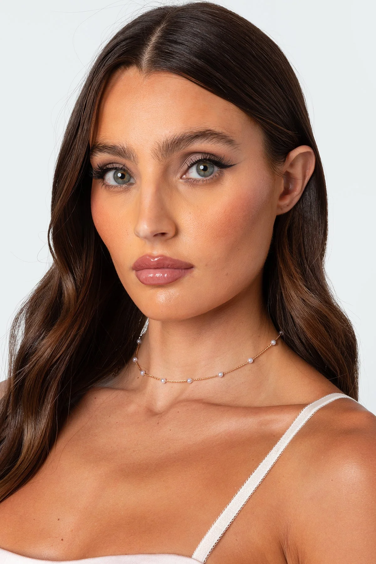 Golden Charm Pearl Necklace - Elegant Jewelry for Stylish Looks