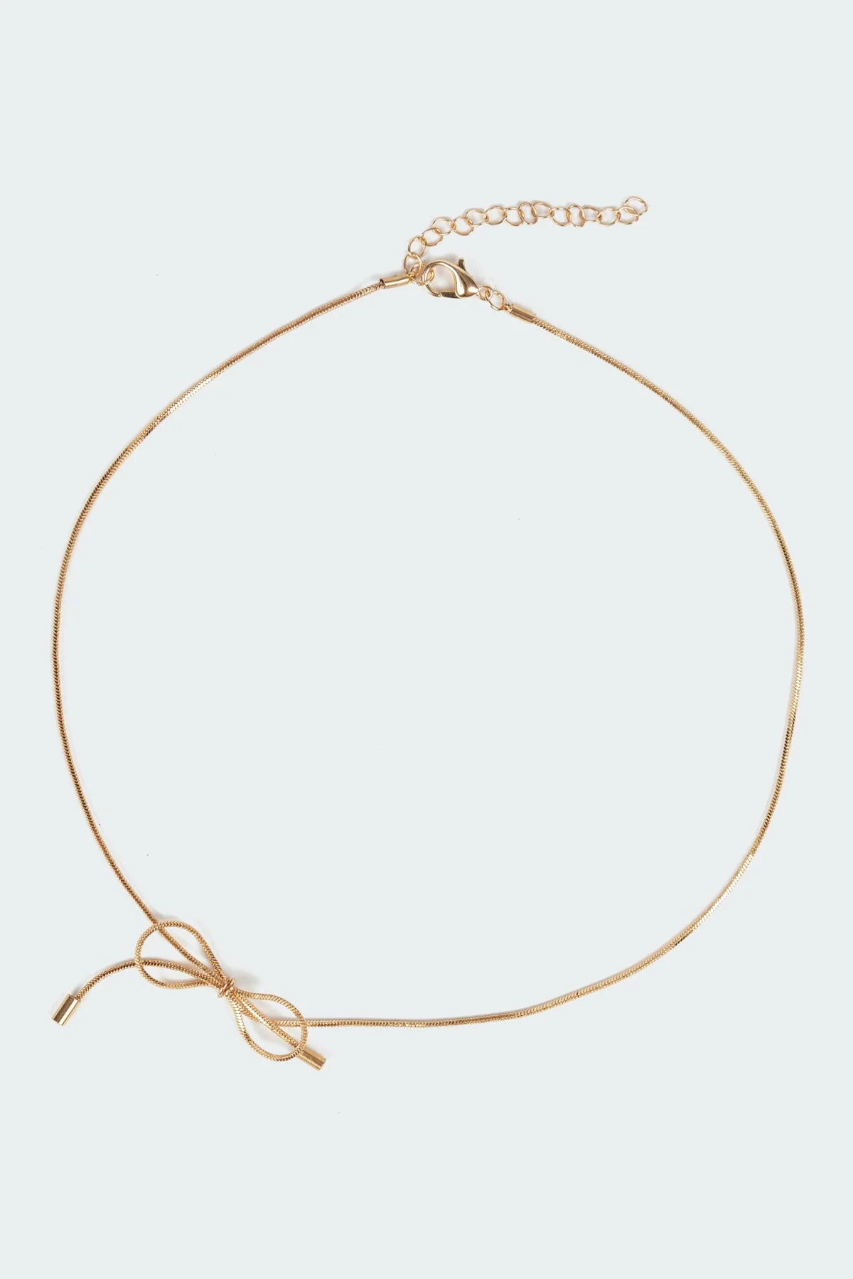 Chic Gold Bow Necklace 17.1 in