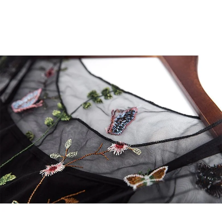 Chic Lace Embroidered Party Dress