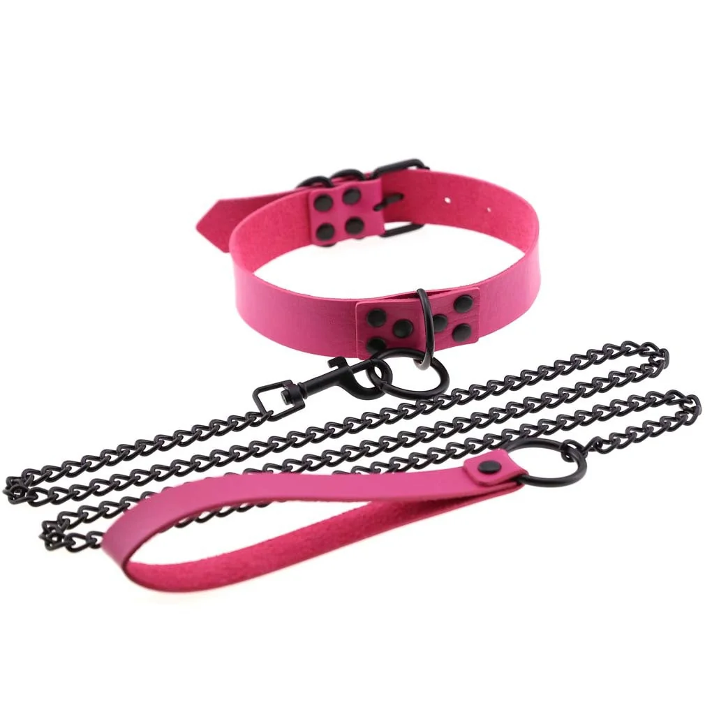 Chic Bumper Choker & Leash Set in Black Faux Leather
