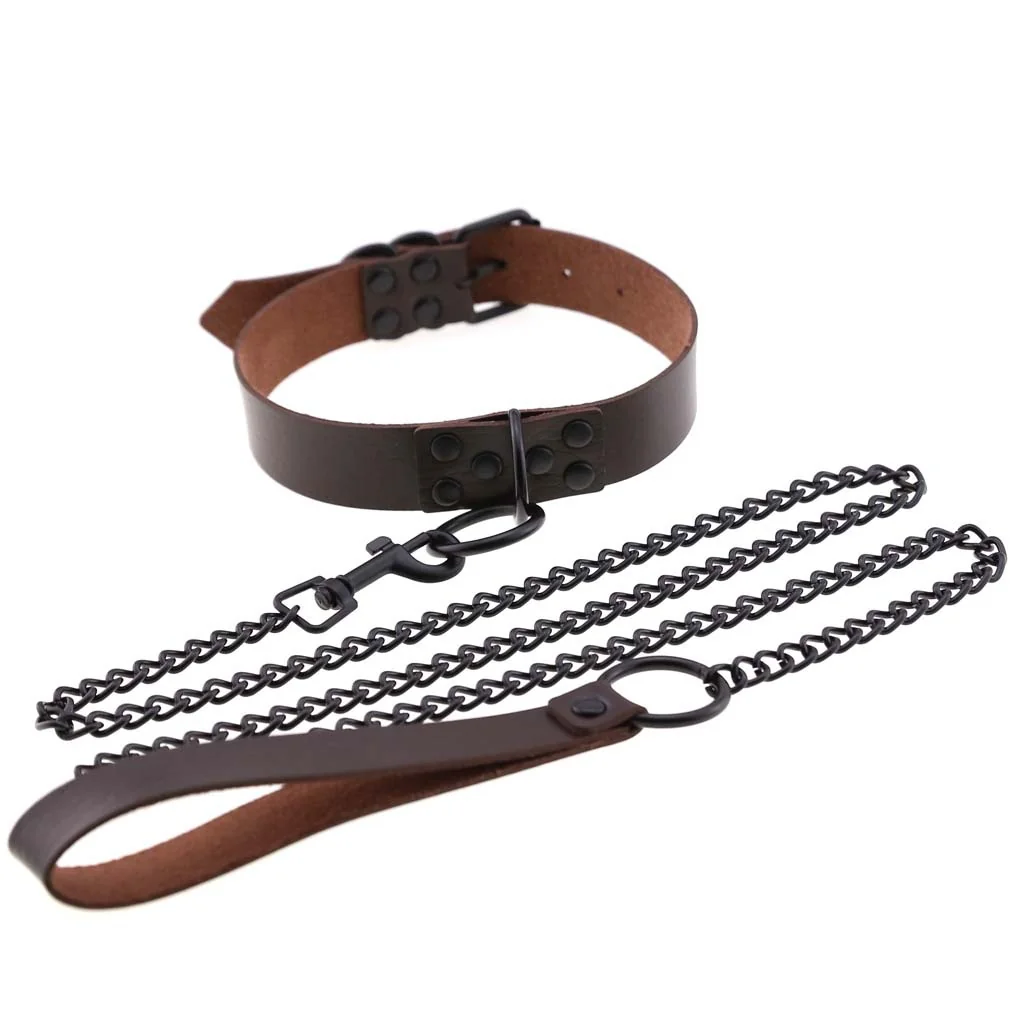Chic Bumper Choker & Leash Set in Black Faux Leather