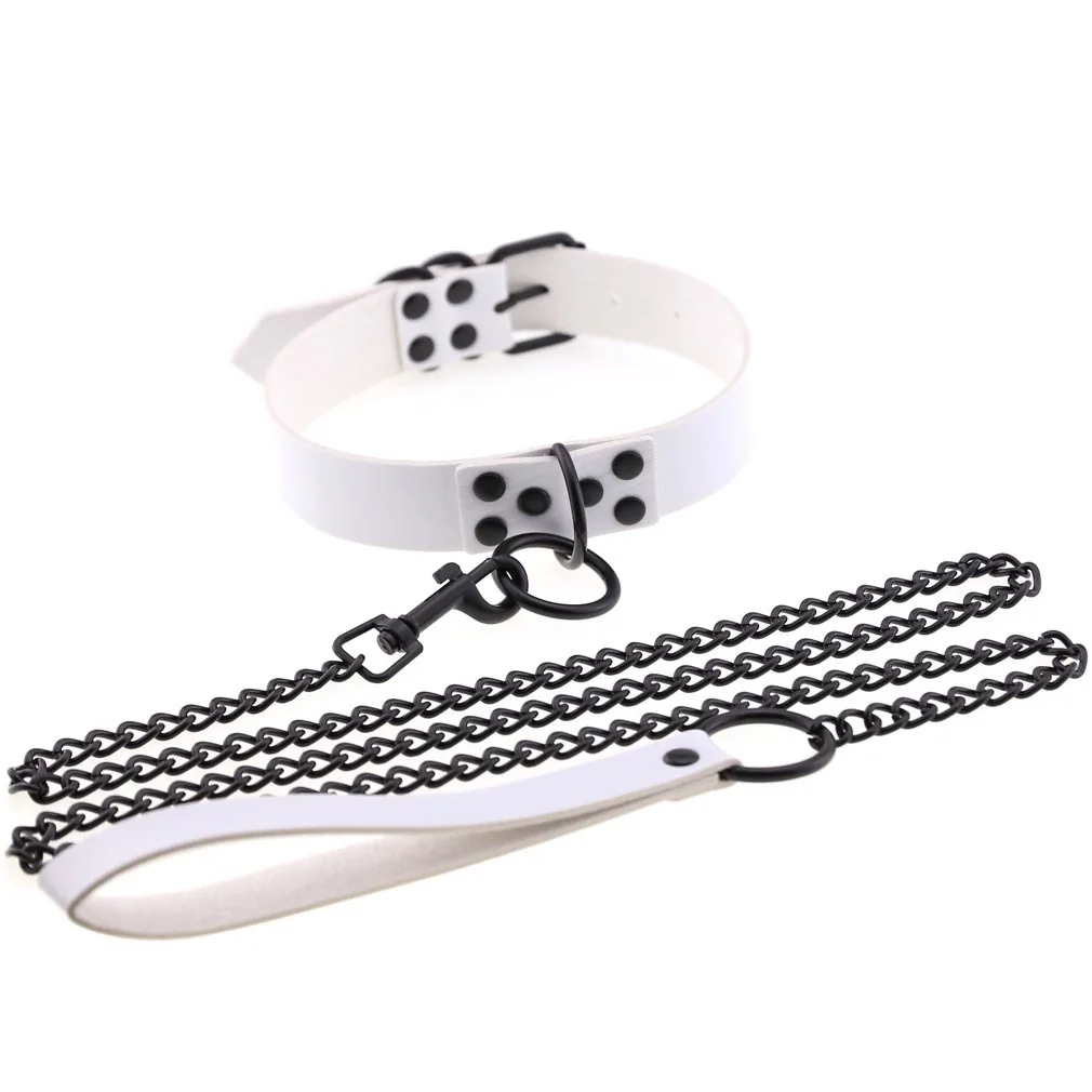 Chic Bumper Choker & Leash Set in Black Faux Leather