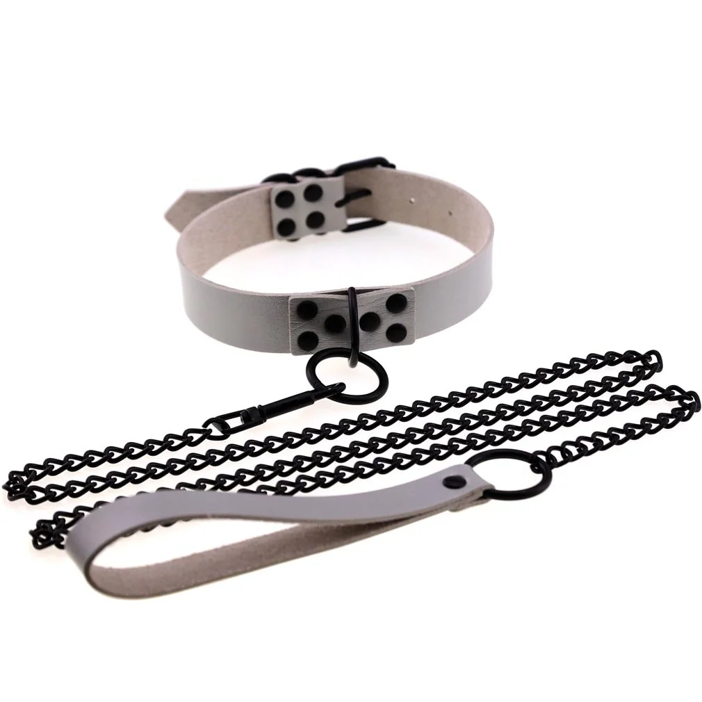 Chic Bumper Choker & Leash Set in Black Faux Leather