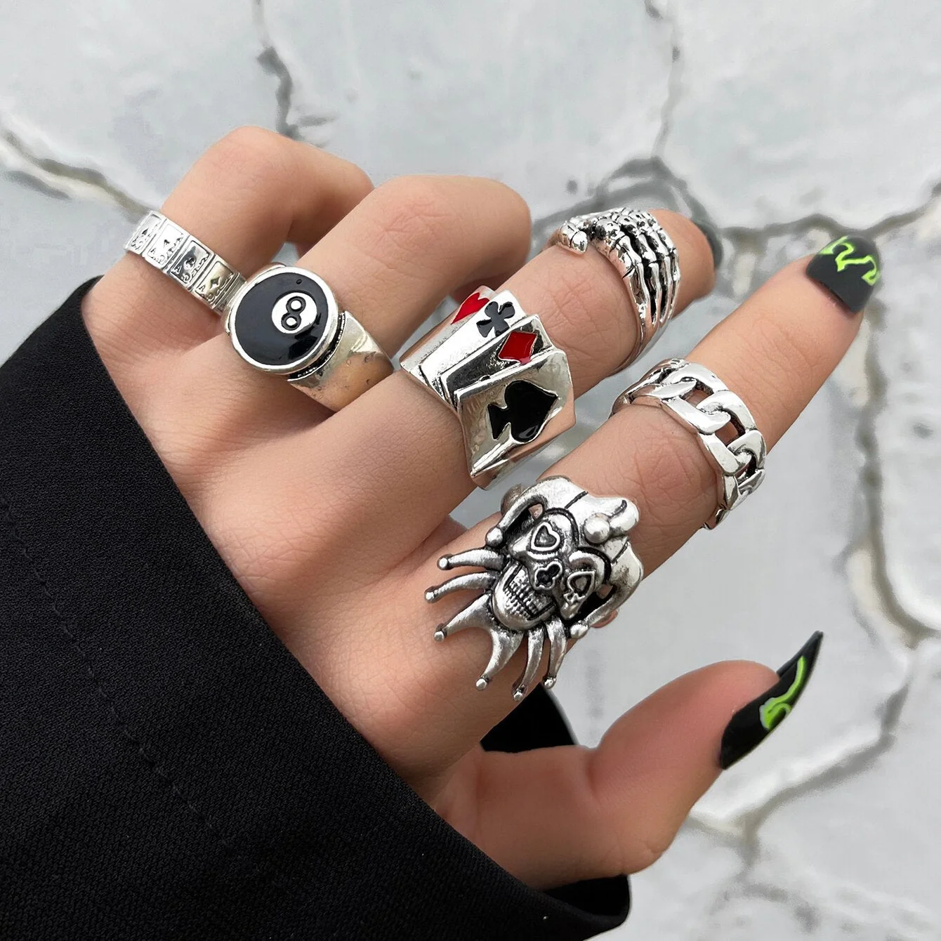 Vintage Gothic Ring Set in Premium Alloy