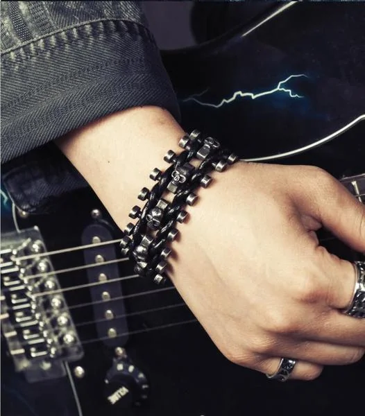 Silver Gray Skull Stainless Steel Bracelet 22cm | 8.7in