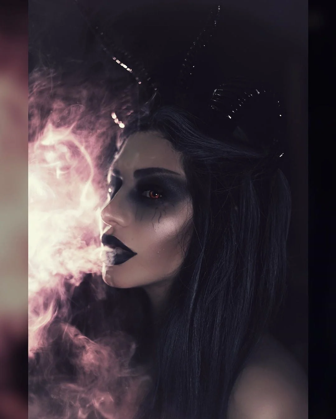 Gothic Cosplay Horn Headband - Black Stylish Horns