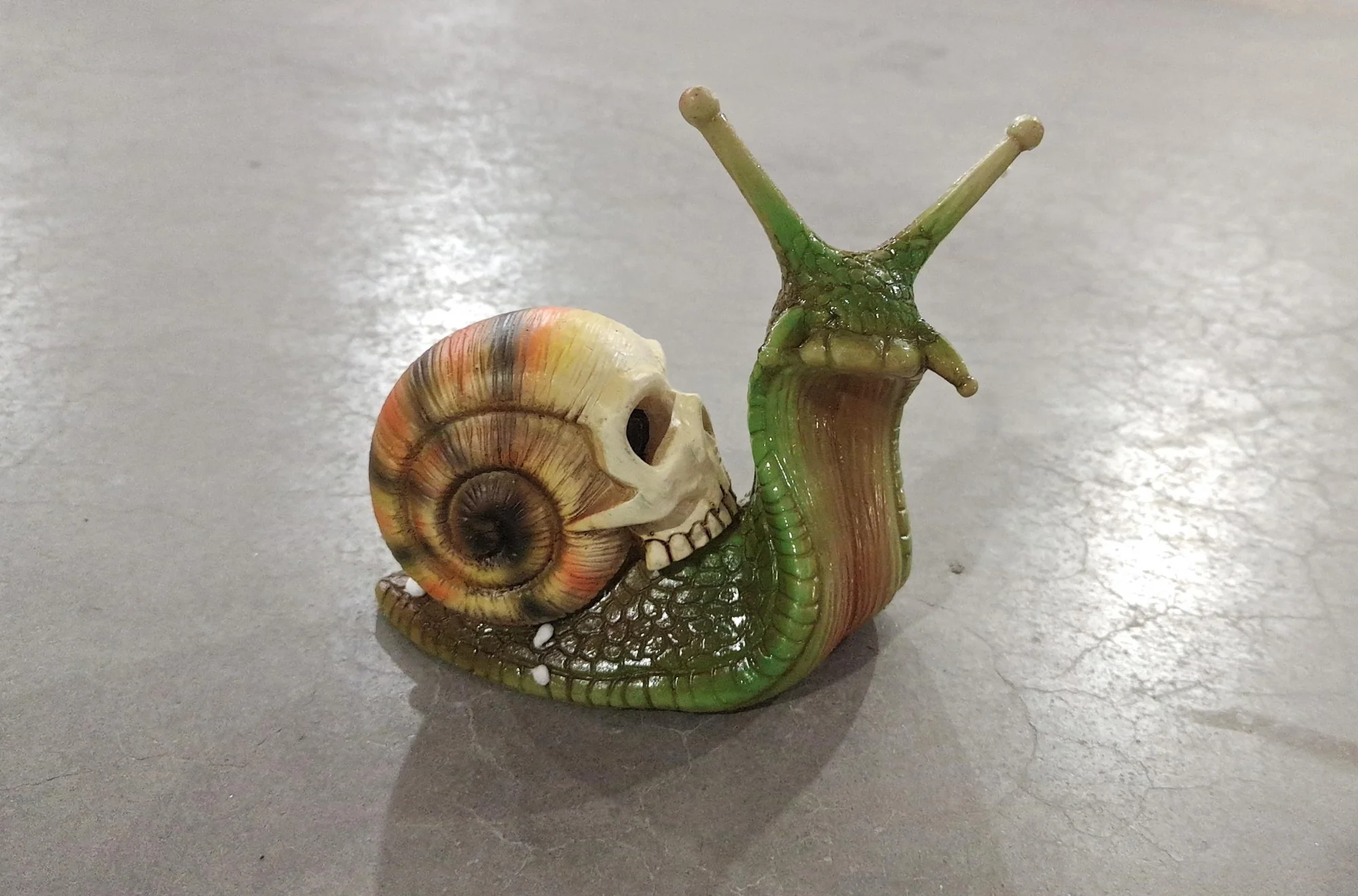 Creepy Snail Skull Resin Ornament Halloween Decor