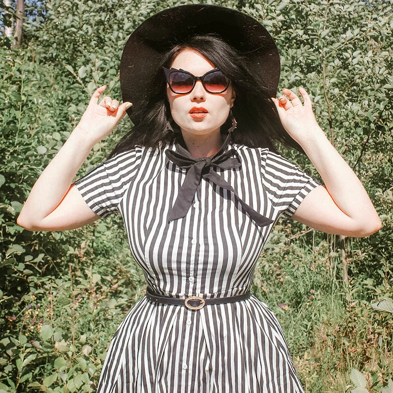 Retro Striped Swing Dress with Bow Detail