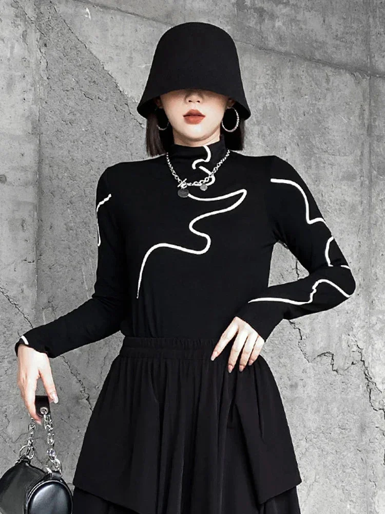 Chic Black Long Sleeve Cotton-Polyester Blend Top