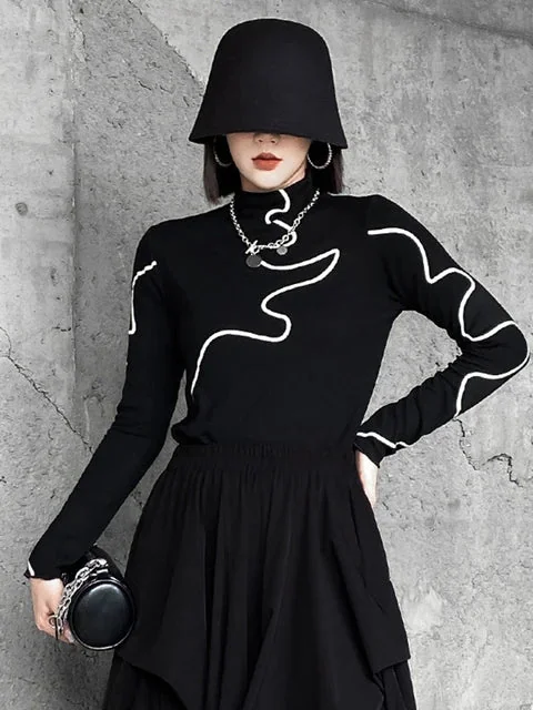 Chic Black Long Sleeve Cotton-Polyester Blend Top