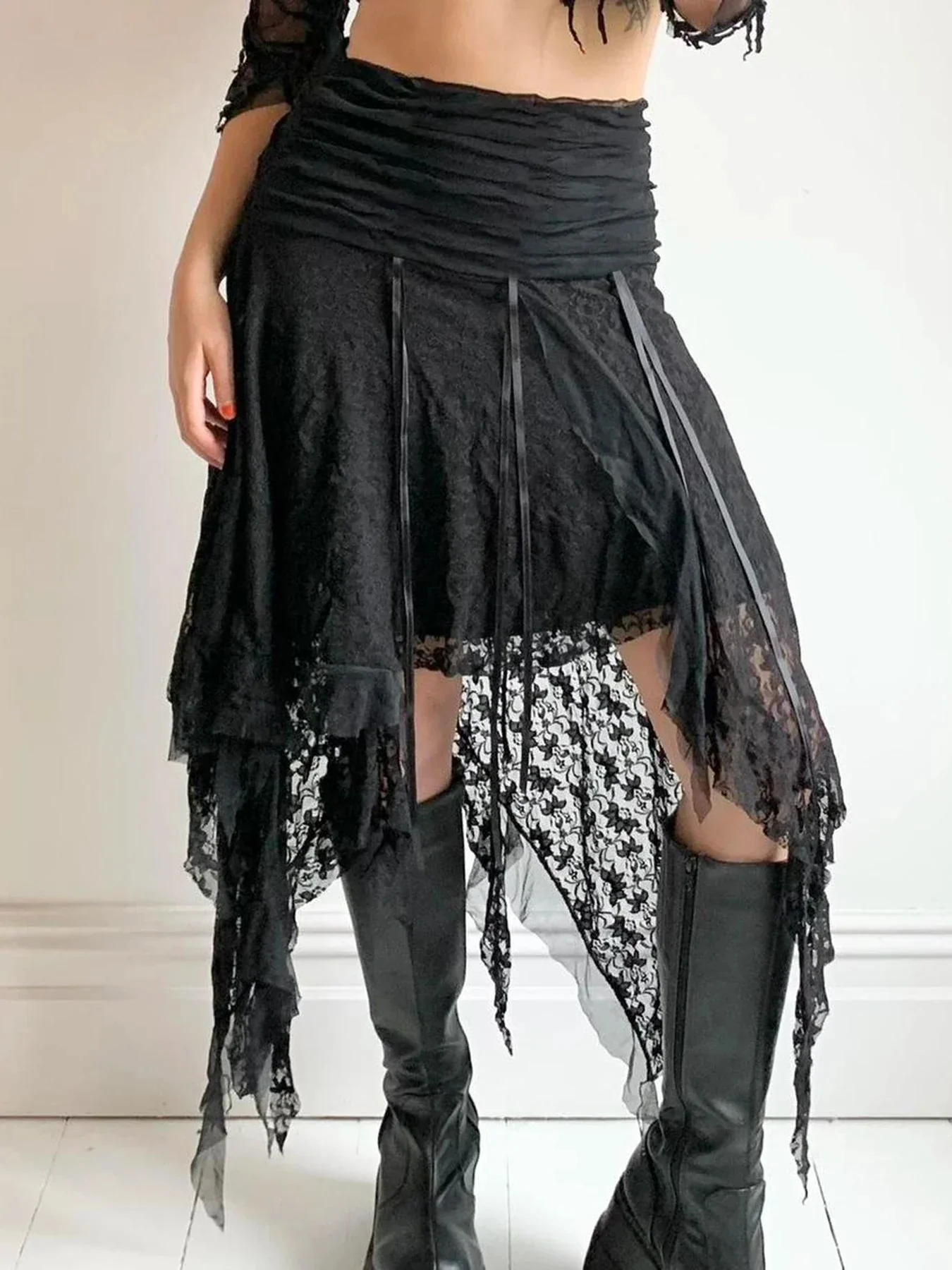 Chic Black Lace Skirt