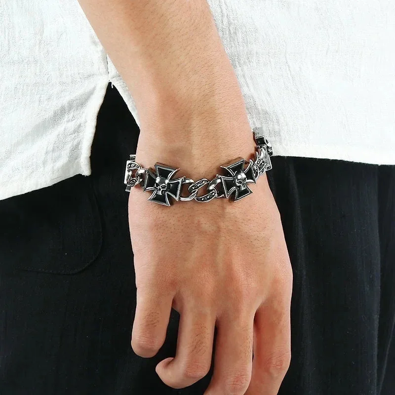 Silver Skull Charm Bracelet for Men