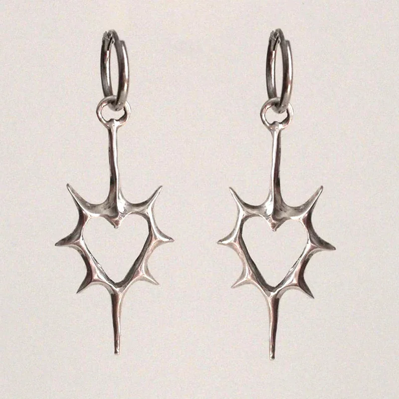 Silver Goth Heart Earrings Womens Premium Iron Alloy