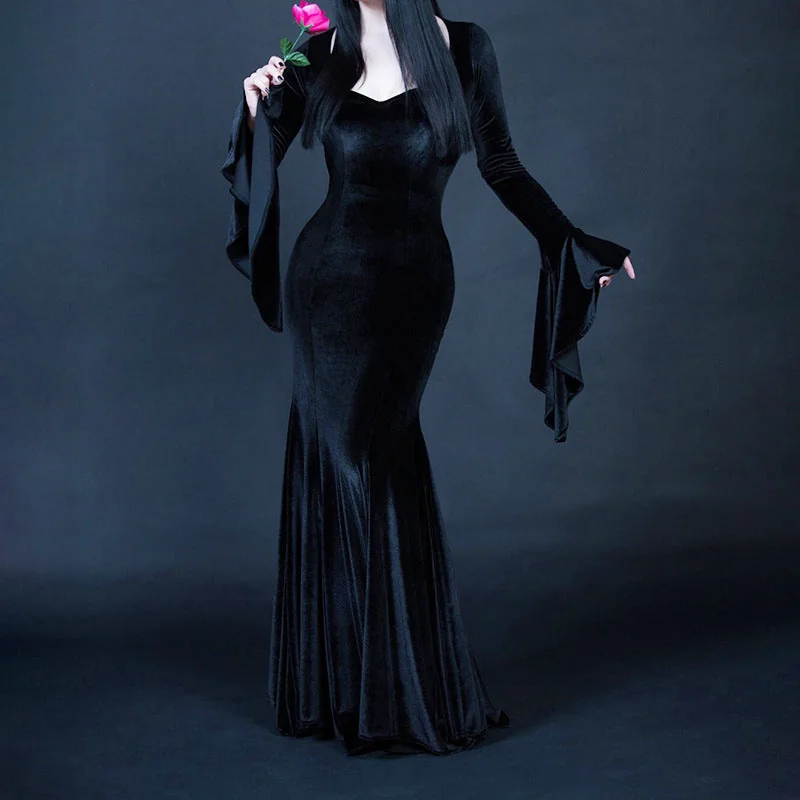 Elegant Gothic Velvet Dress in Black