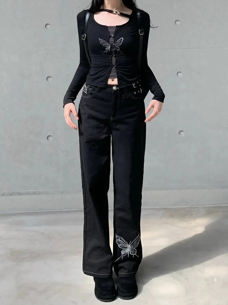 Elegant Gothic Style Womens Top in Black