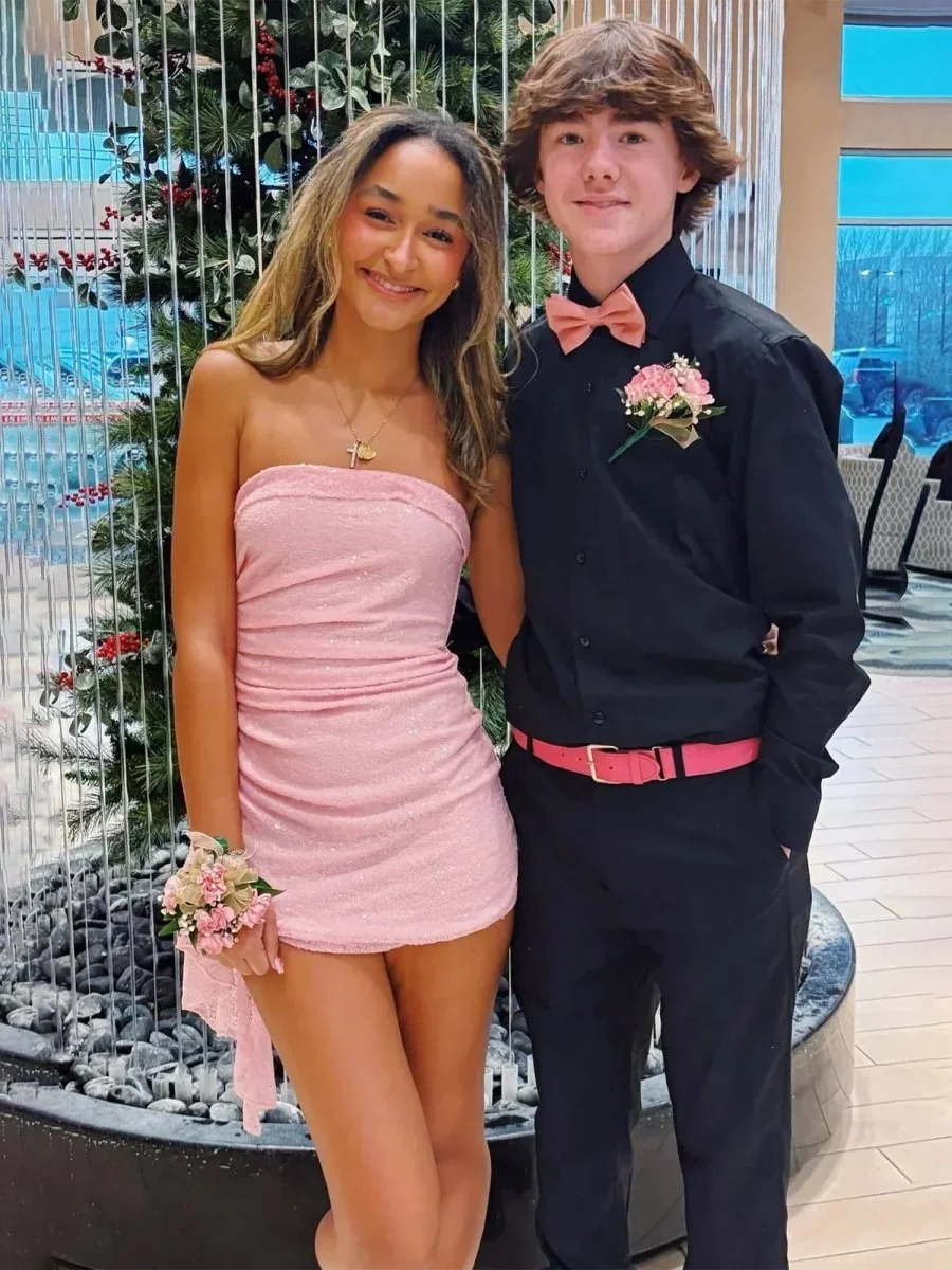 Aris | Pink - Strapless Sheath Sequins Short Homecoming Dresses With Side Train