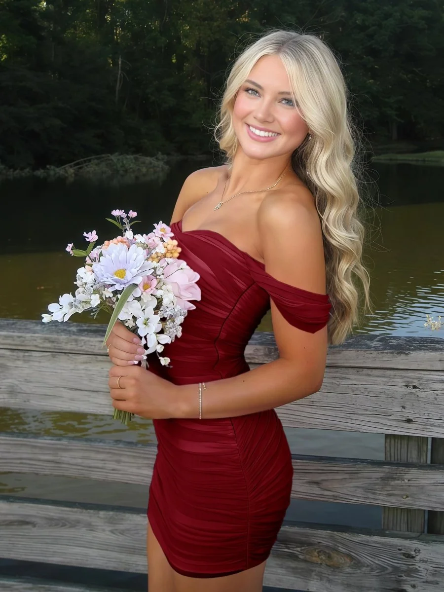 Burgundy Off The Shoulder Tulle Short Homecoming Dress