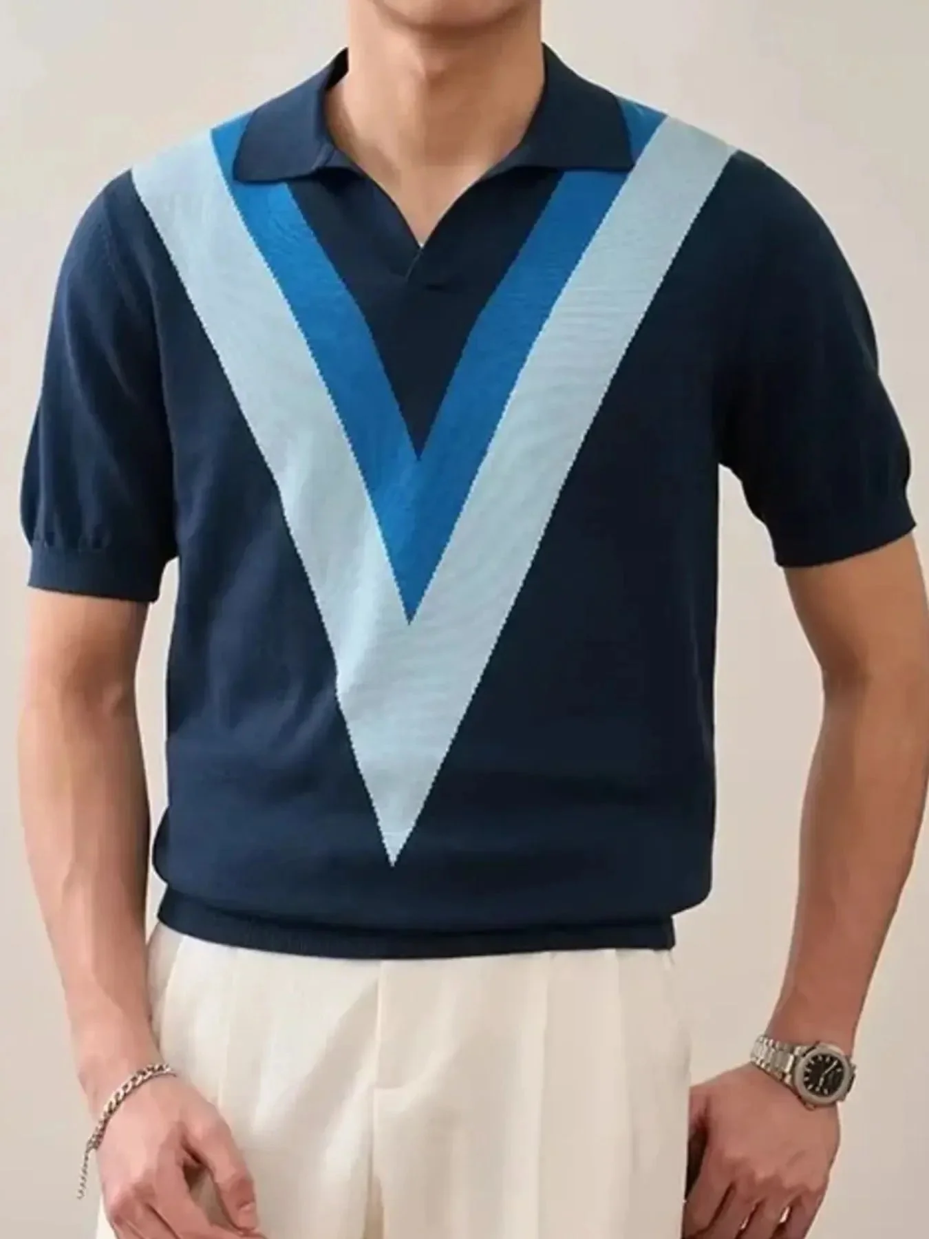 Mens V-Pattern Polo Shirt in Contrast Knit Fabric