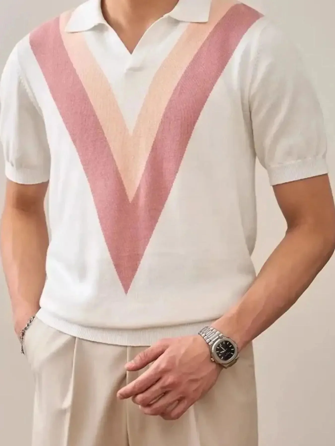 Mens V-Pattern Polo Shirt in Contrast Knit Fabric