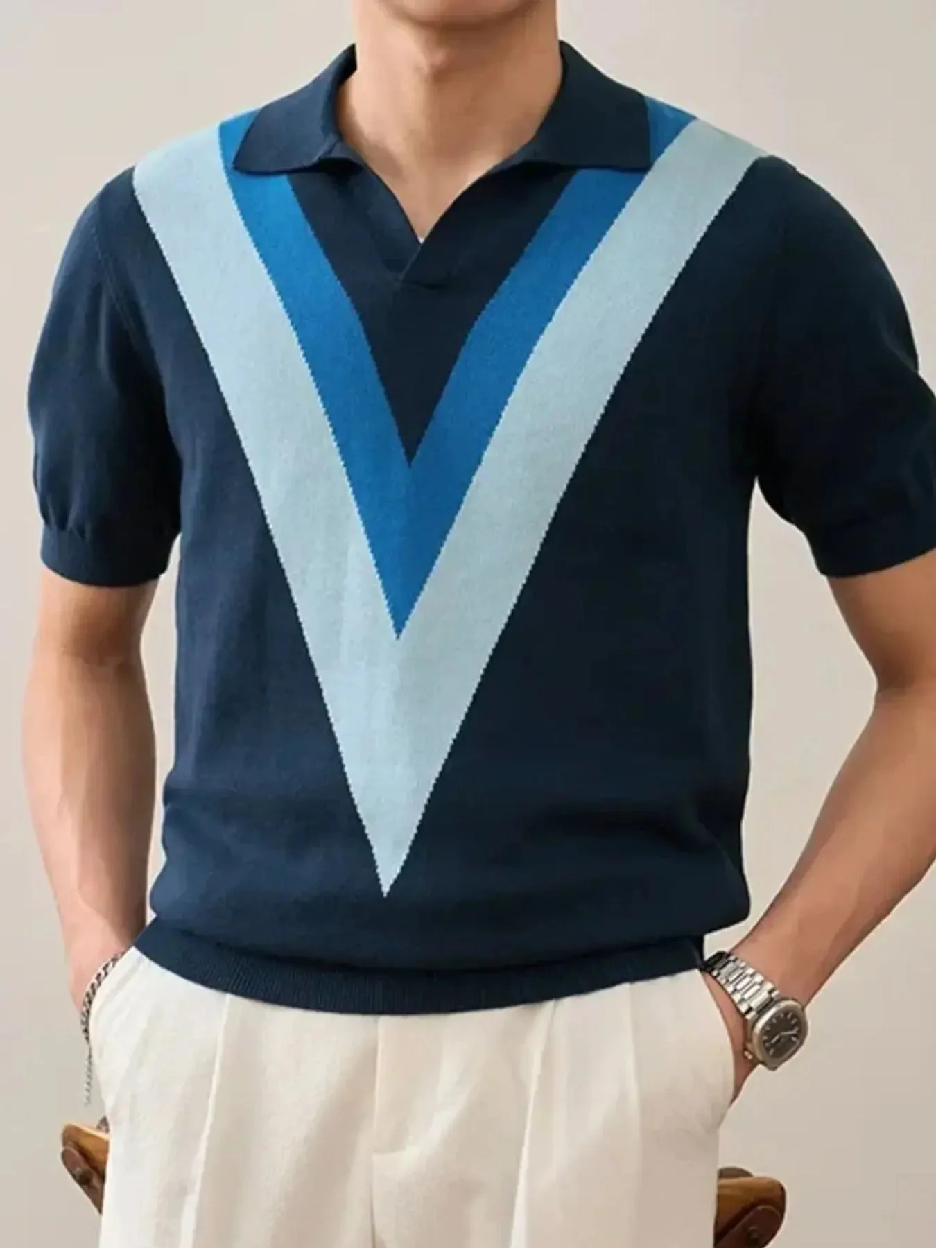 Mens V-Pattern Polo Shirt in Contrast Knit Fabric