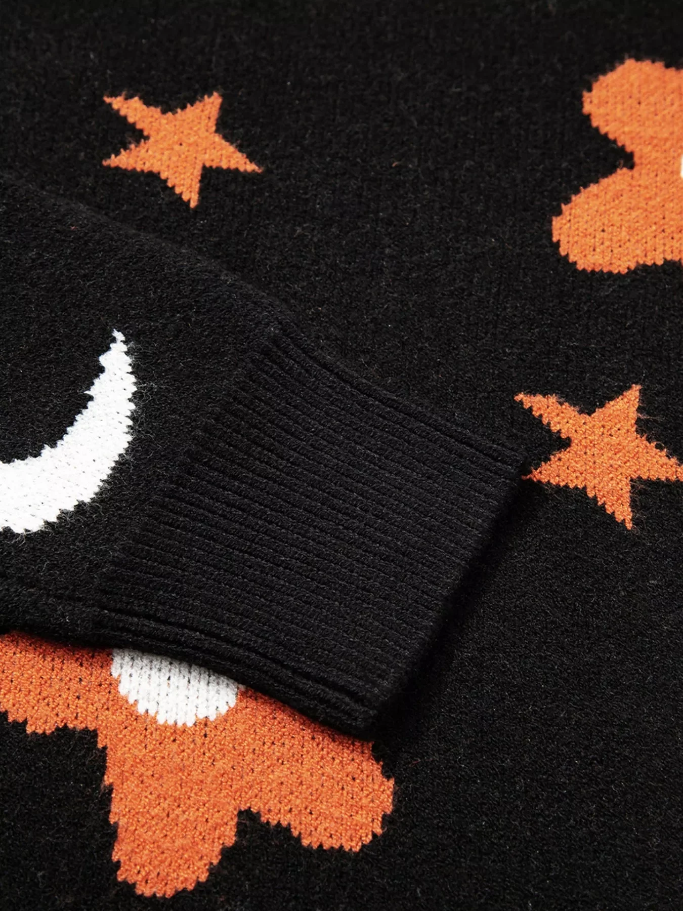 Gothic Pattern Long Sleeve Sweater in Black