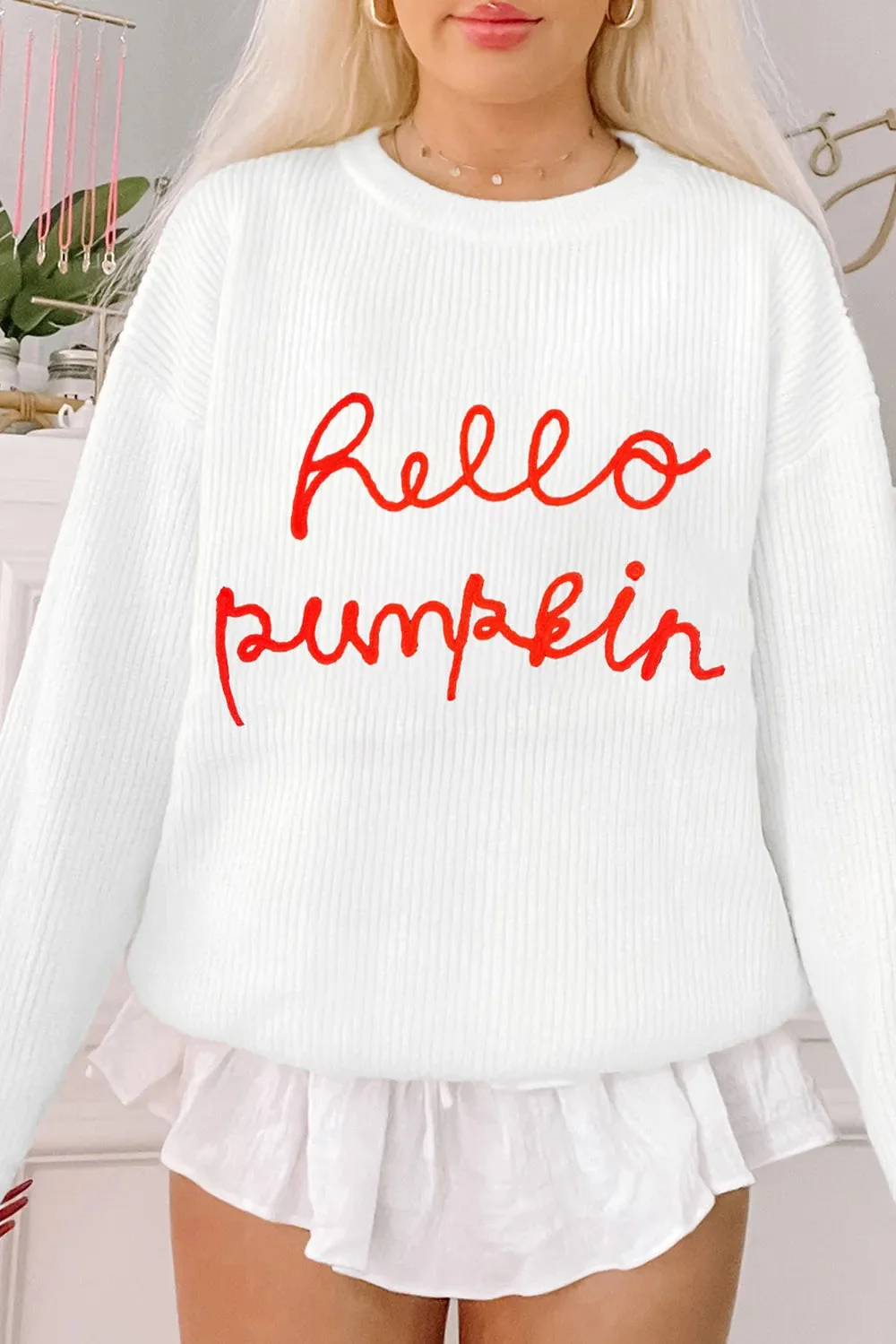 Cozy Round Neck Long Sleeve Sweater in Pumpkin Design