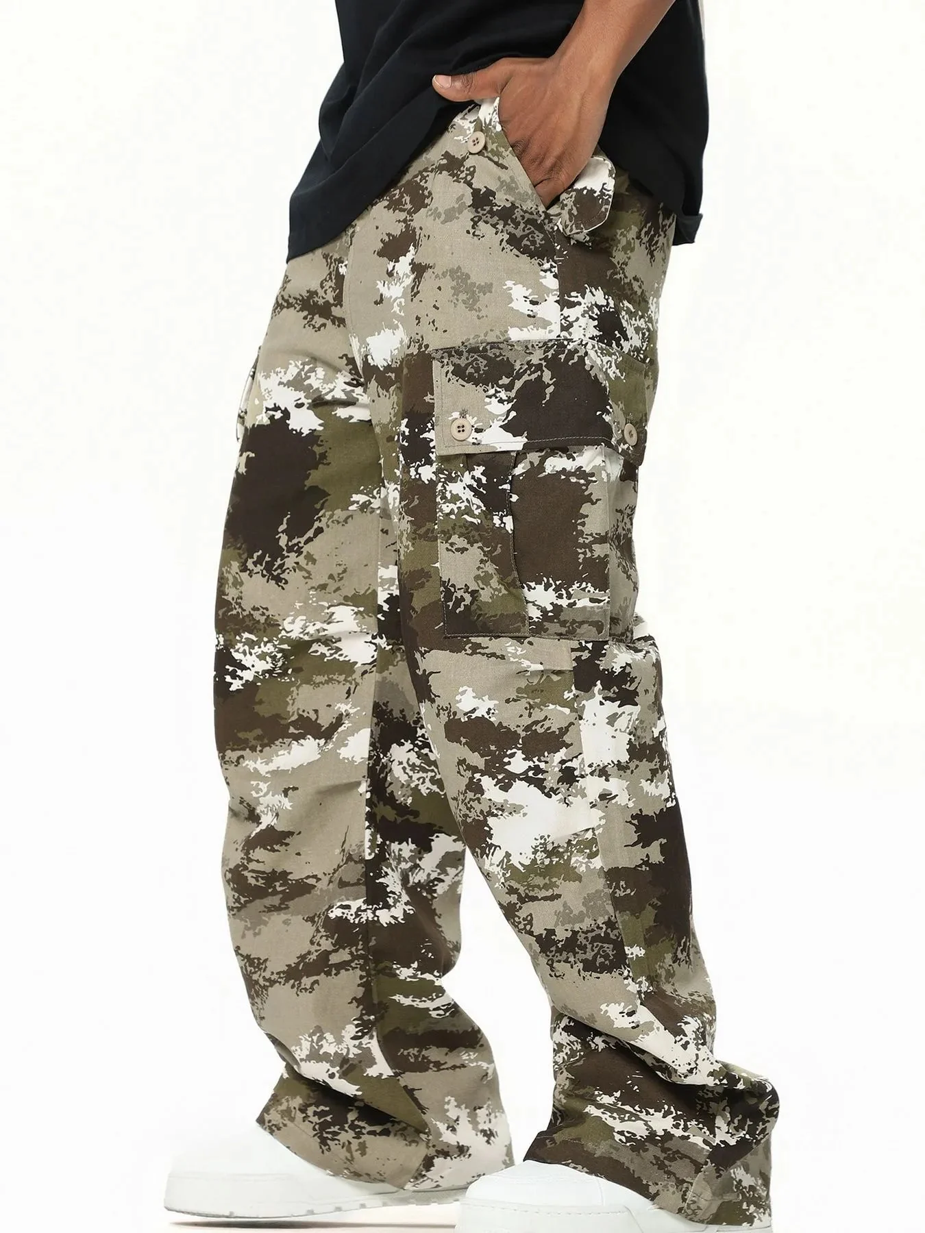 Mens Camouflage Wide Leg Cargo Pants in Green