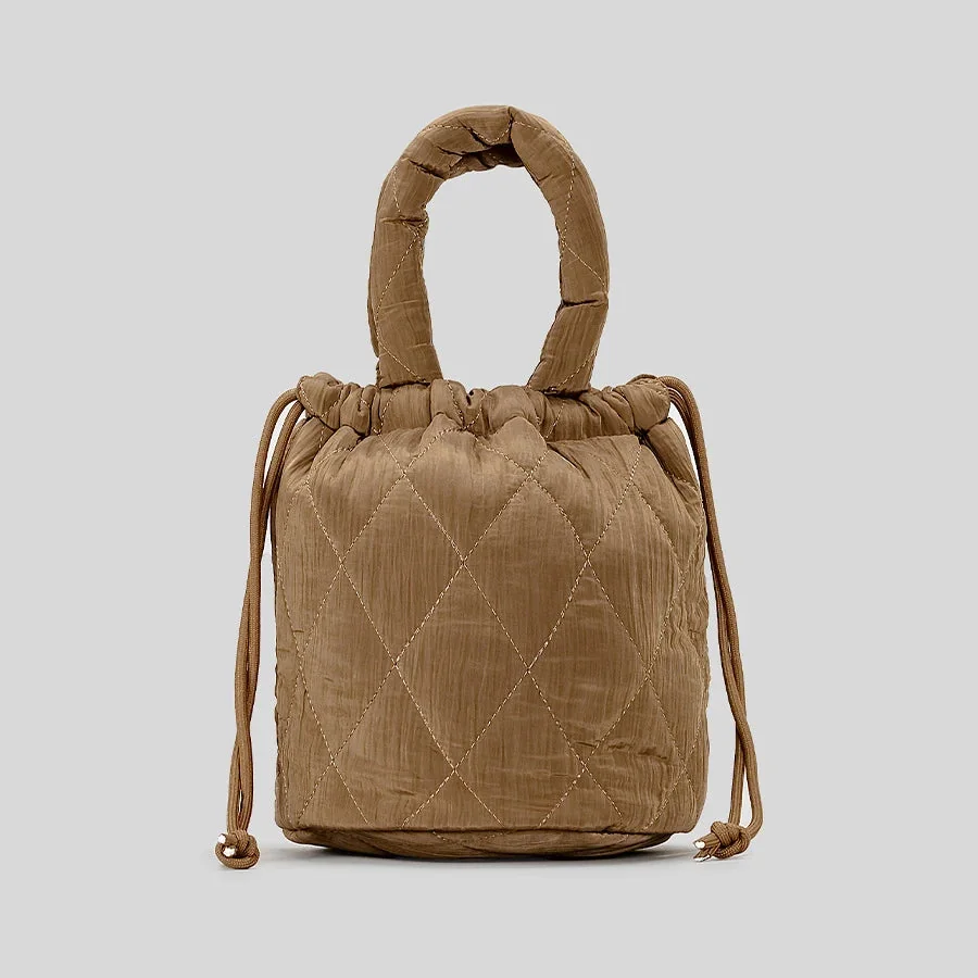 Chic Quilted Padded Bucket Bag - Luxury and Versatility