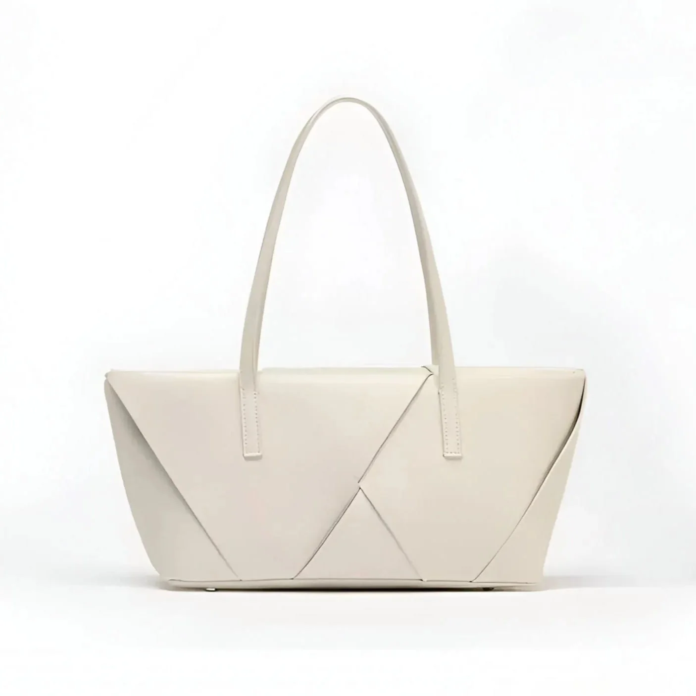 Leather Shoulder Bag for Everyday Wear - Sleek & Spacious Design