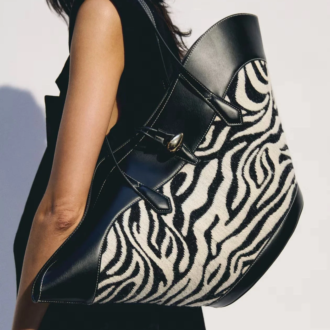 Zebra Print Wool & Leather Shopper Bag - Stylish & Functional