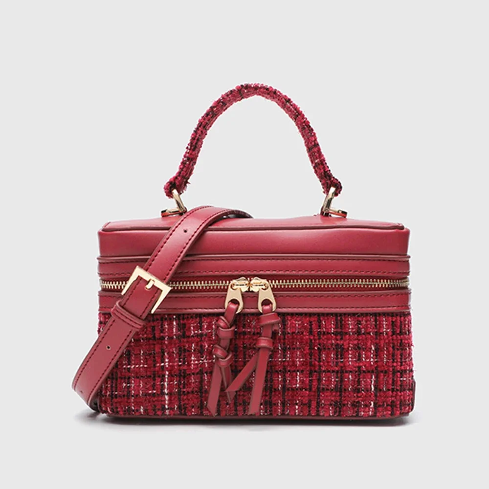 Elegant Tweed & Leather Shoulder Bag for Versatile Styling