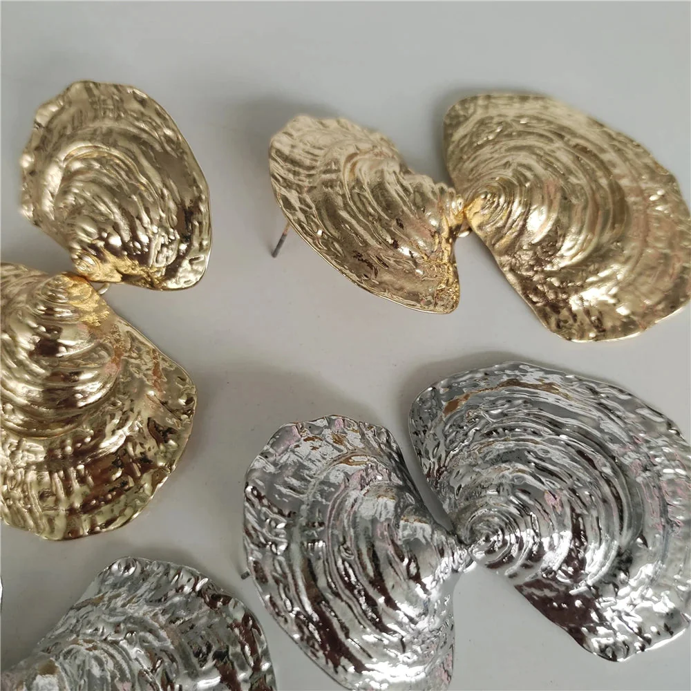 Coastal Charm Seashell Earrings - Timeless Gold & Silver Designs