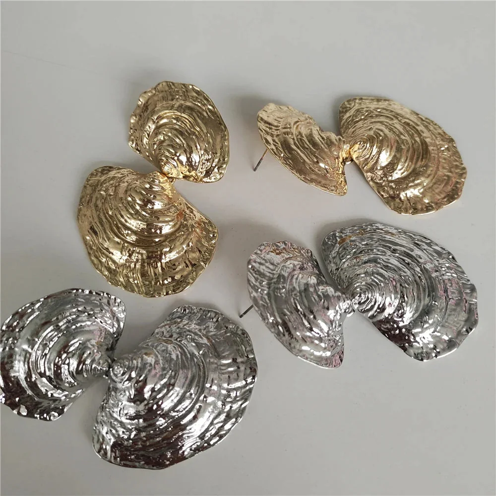 Coastal Charm Seashell Earrings - Timeless Gold & Silver Designs
