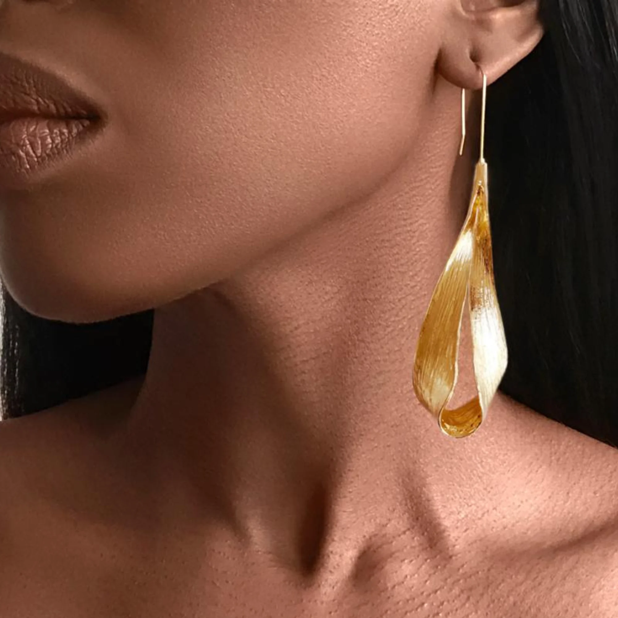 Elegant Gold Calla Drop Earrings