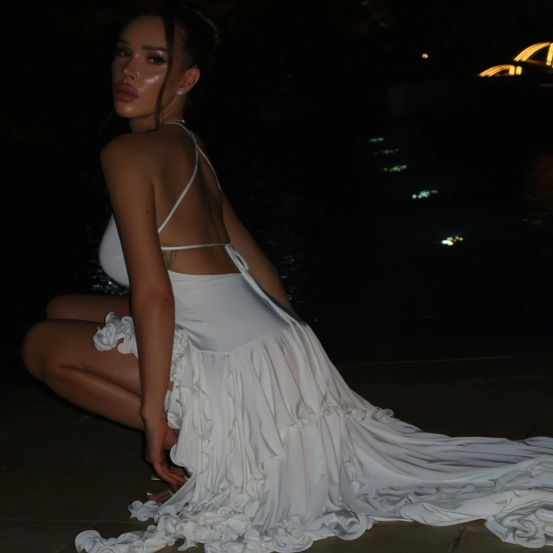 White Sweetheart Neckline Ruffled Midi Dress