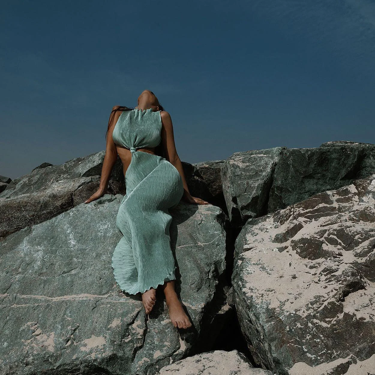 Elegant Pleated Maxi Dress - Versatile Statement Piece