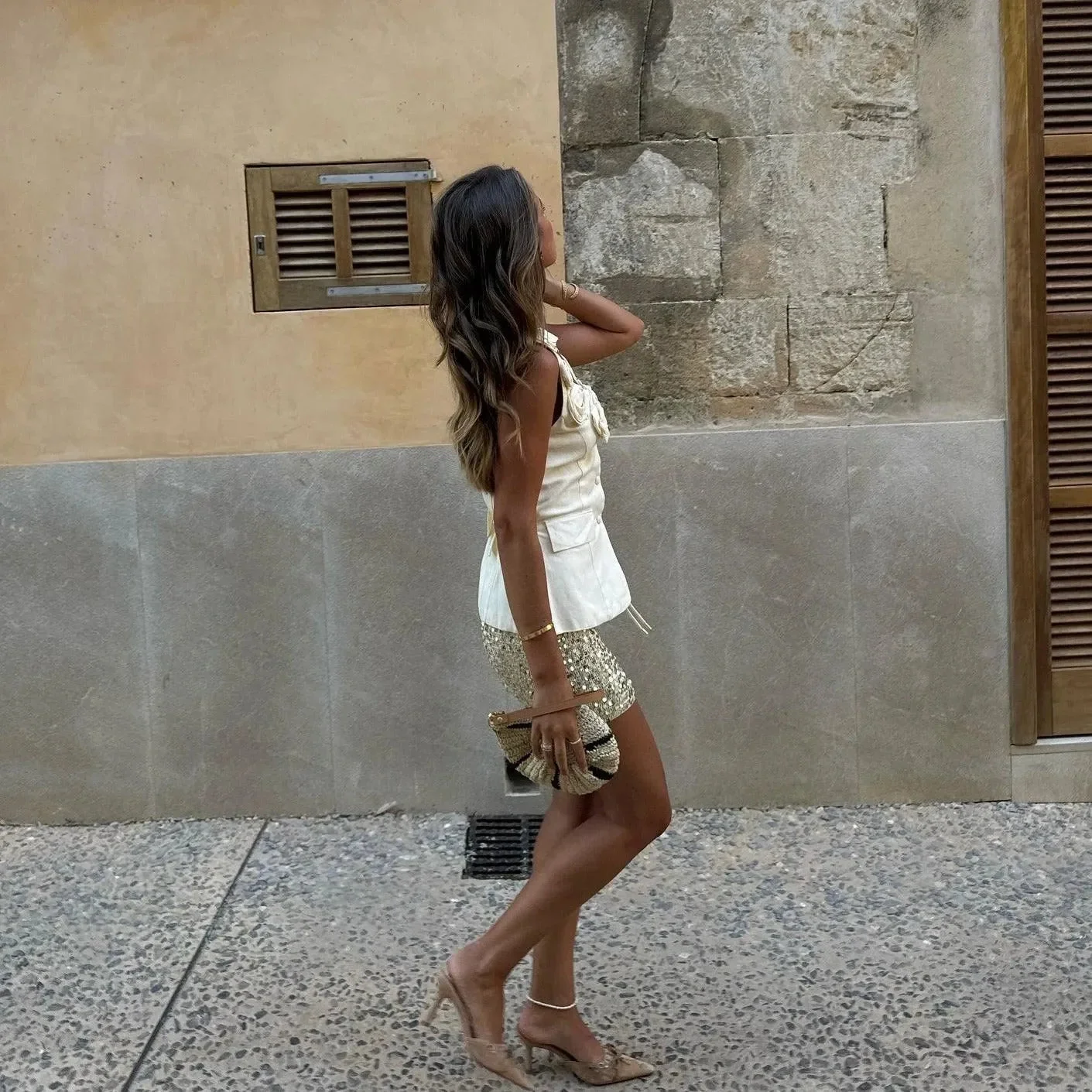 Button Linen Top in Ivory | Elegant V-Neckline Design