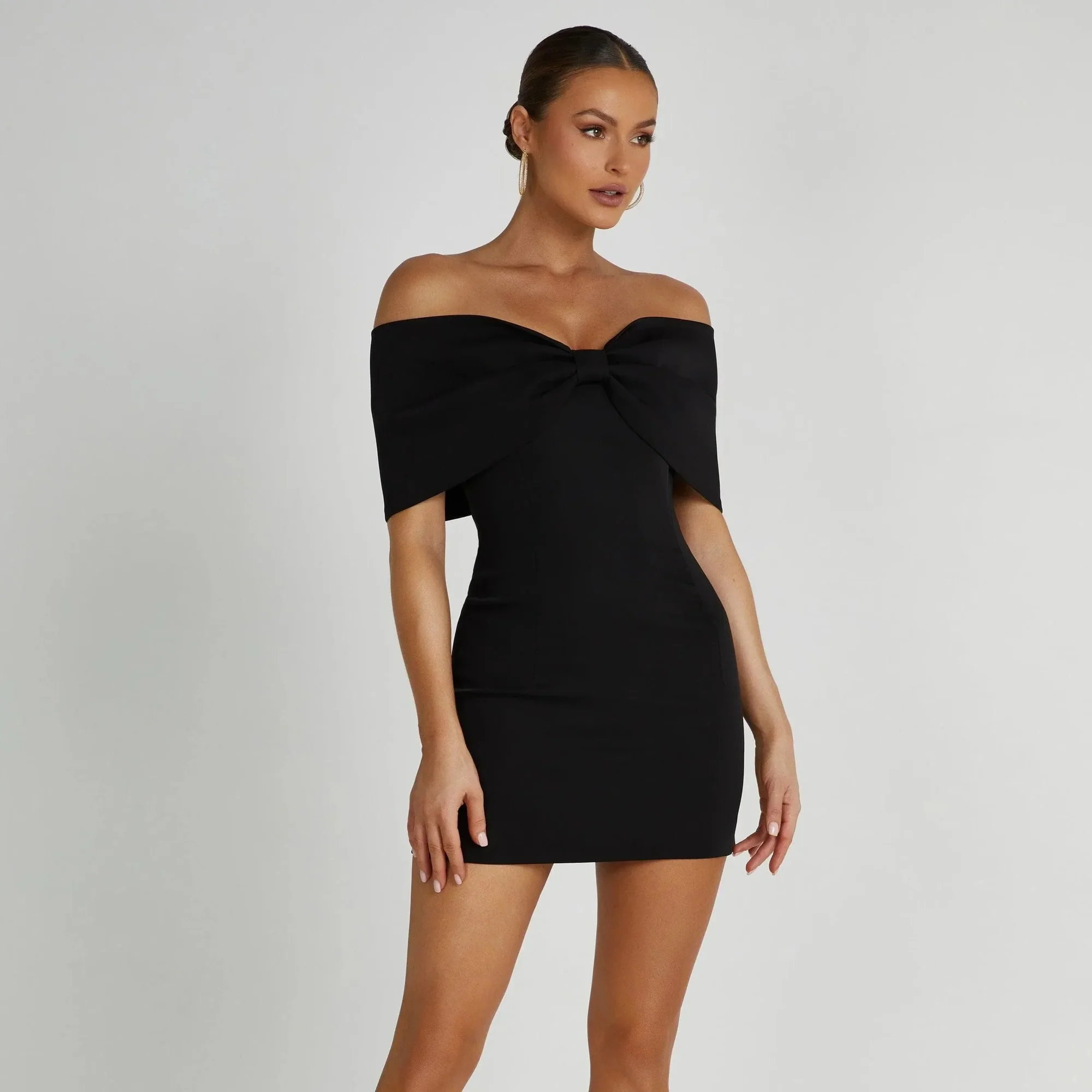 Chic Bow Detail Off Shoulder Mini Dress