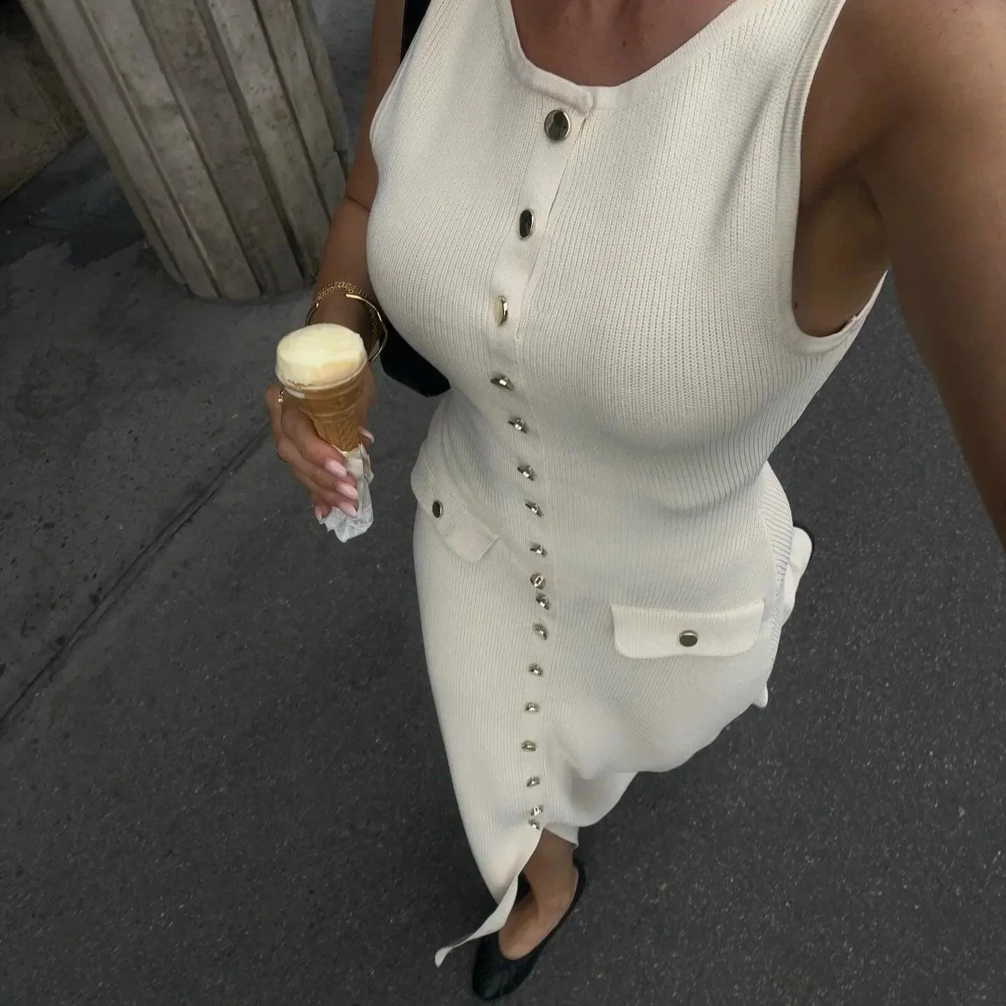 Elegant Sleeveless Maxi Dress in White or Black