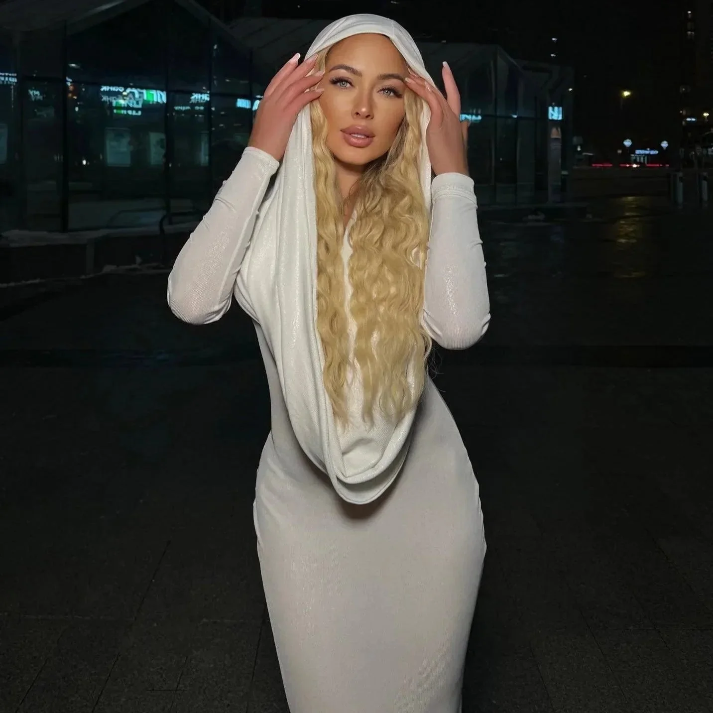 Elegant Hooded Maxi Dress in White for Women