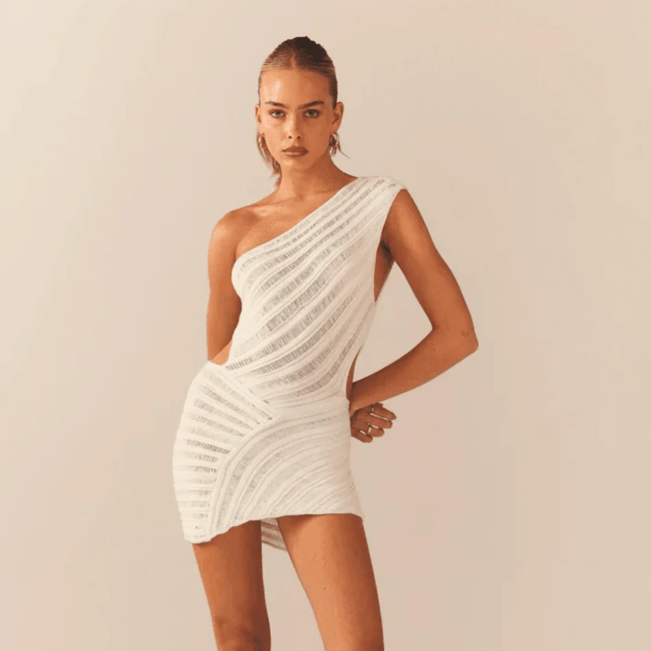 Chic One-Shoulder Knit Dress
