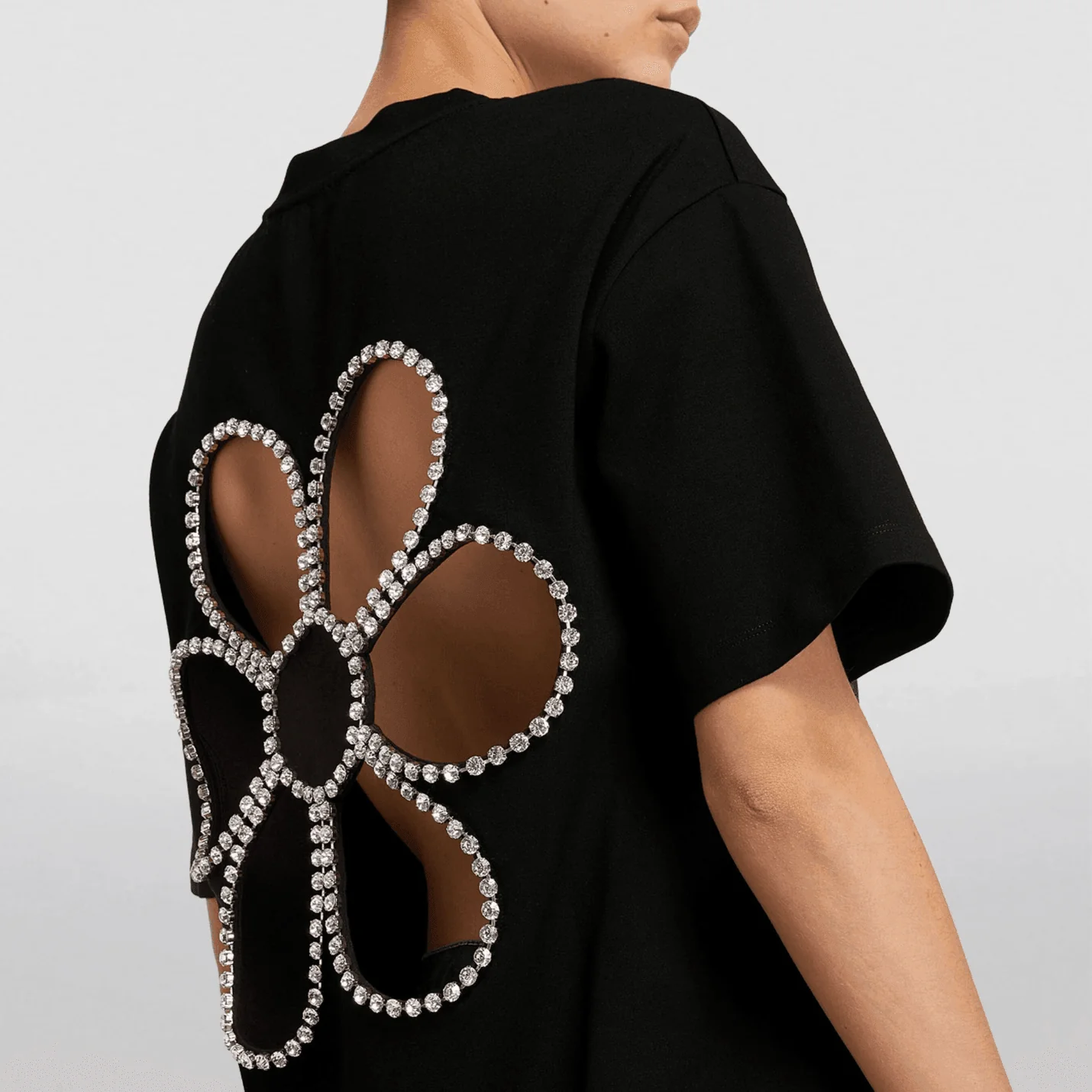 Daisy Cutout Relaxed Tee (Black/White, Cotton/Polyester)