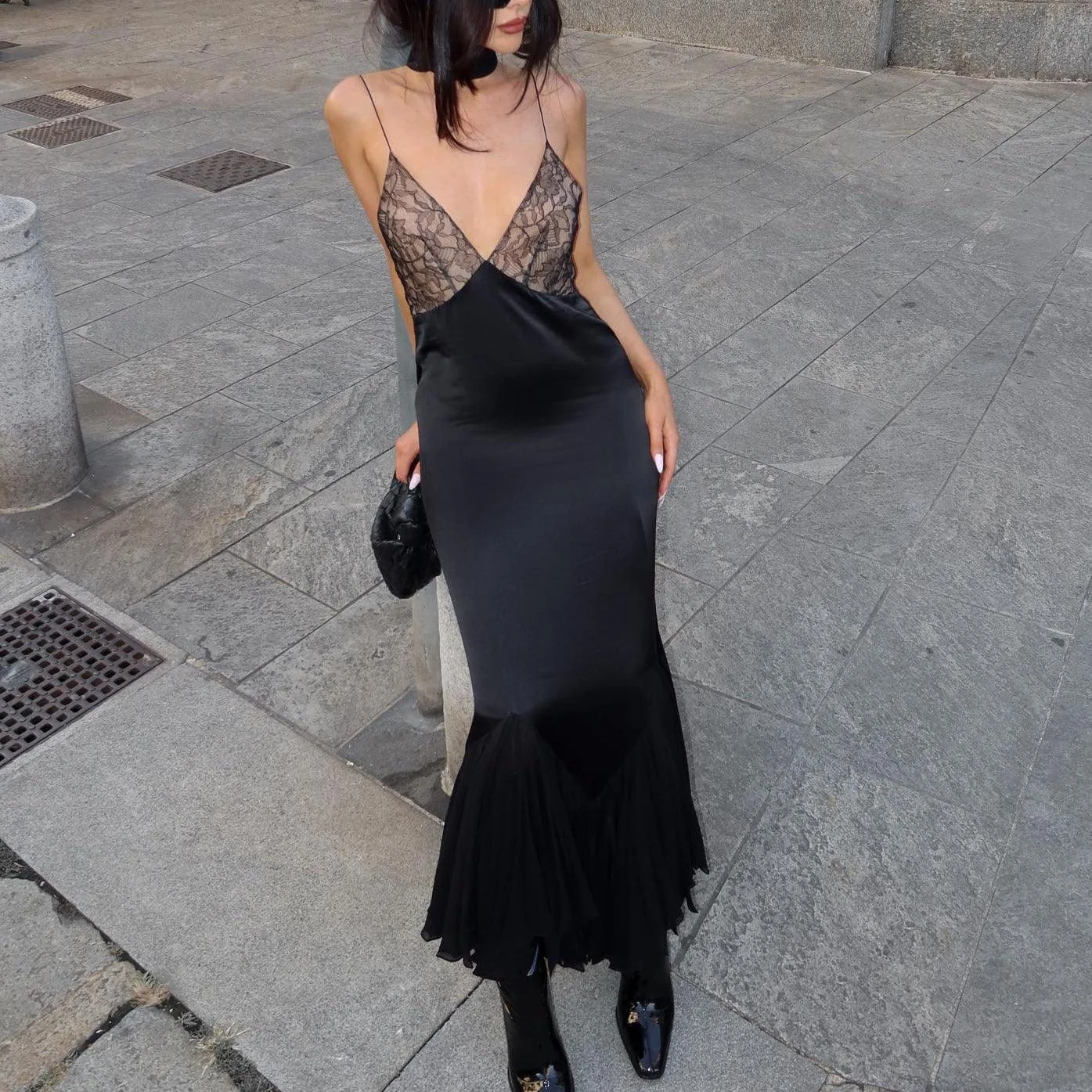 Elegant Black Lace Fishtail Maxi Dress