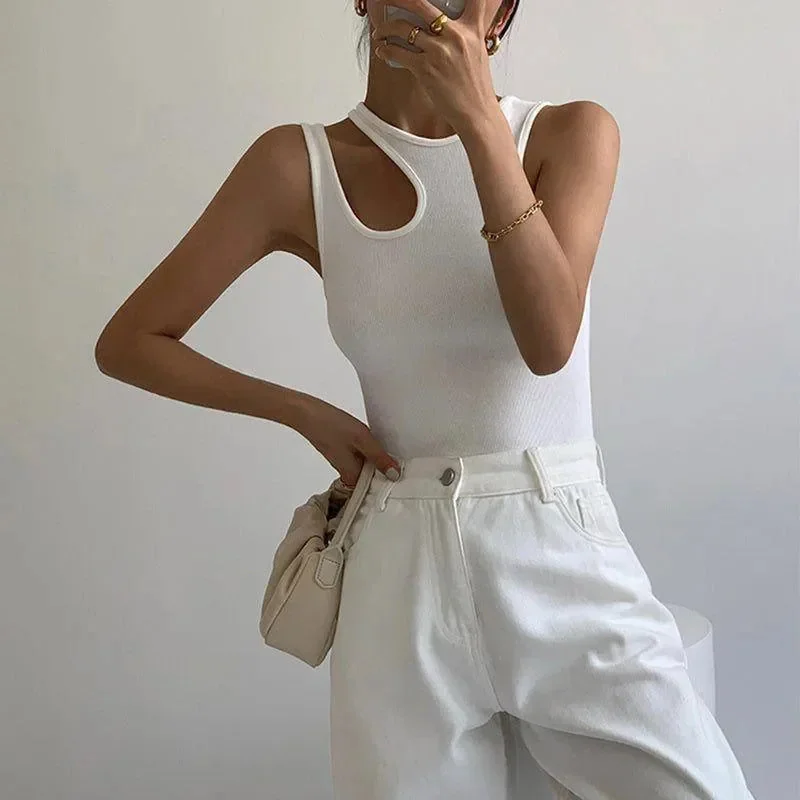 Chic One-Shoulder Asymmetric Crop Top