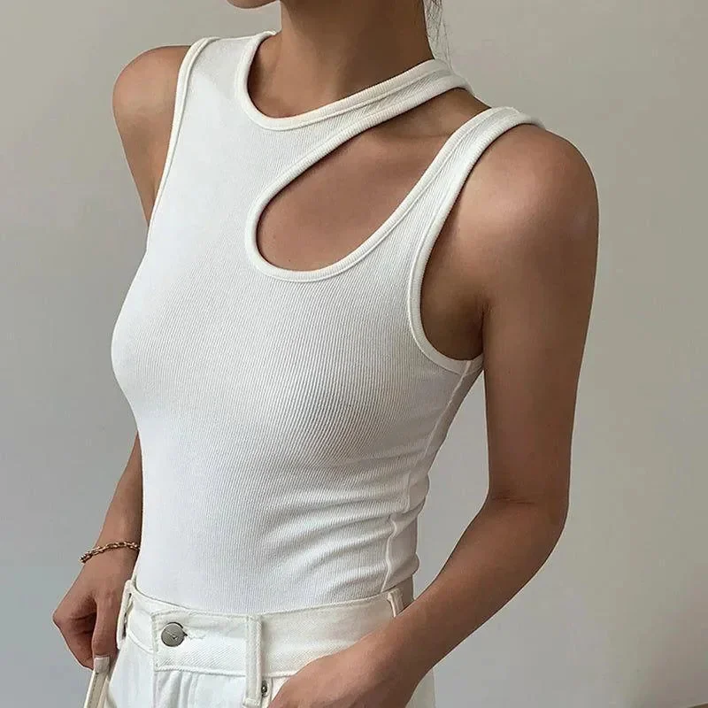 Chic One-Shoulder Asymmetric Crop Top