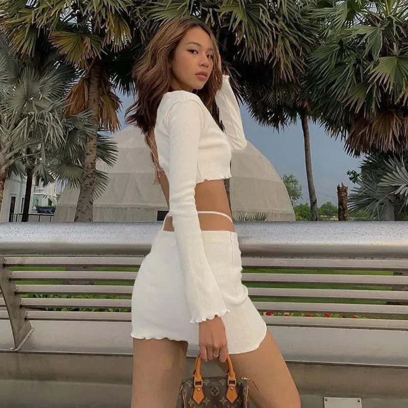 Ribbed White Two-Piece Set for Stylish Comfort