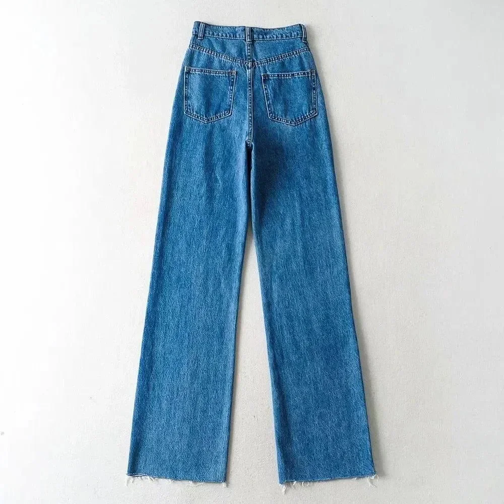 Black High Waist Straight Fit Jeans - Flattering & Versatile